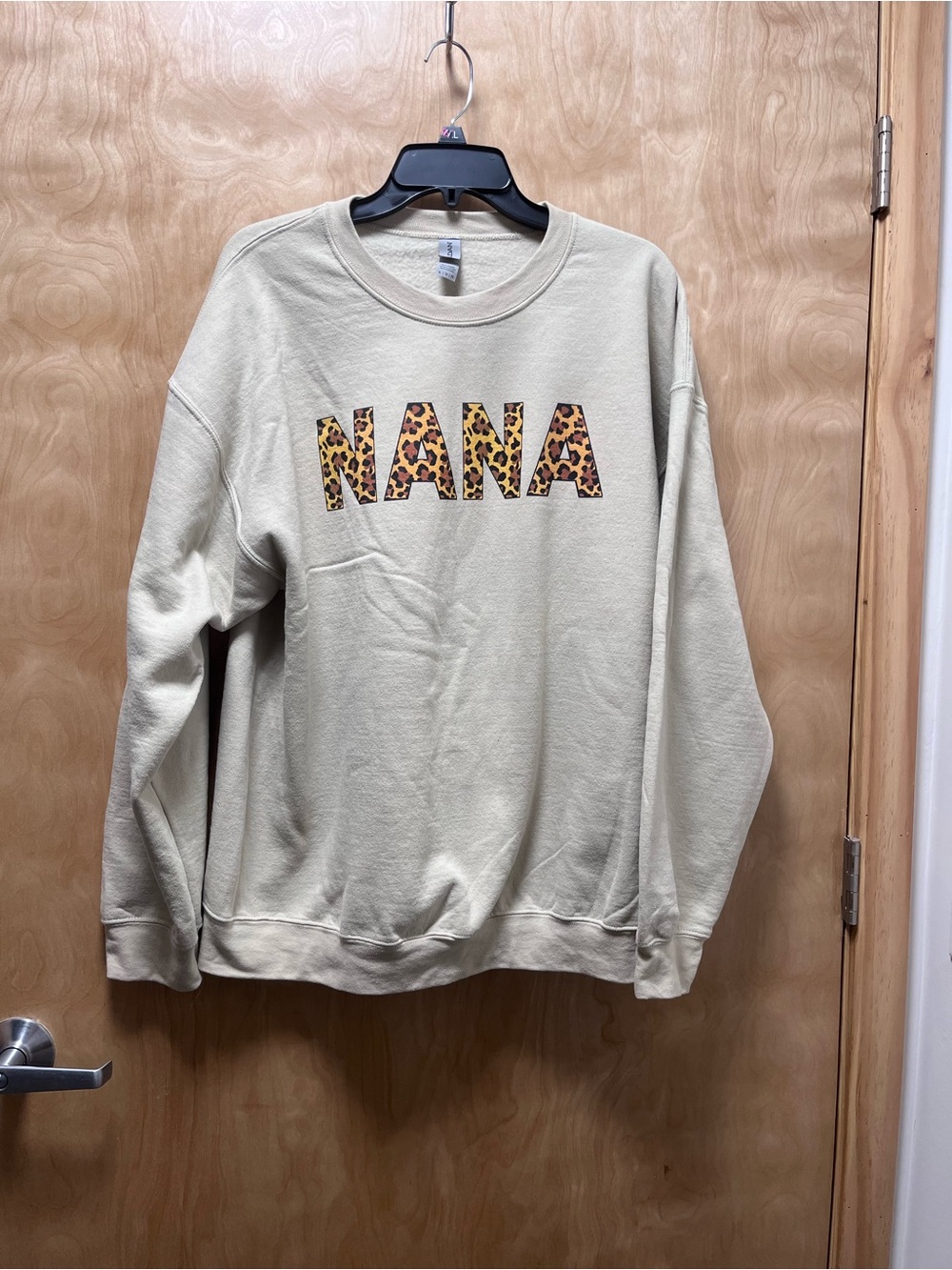 Gildan Cream Crewneck Sweatshirt with Leopard NANA Graphic